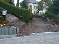 87-27.10.13 před kostelem