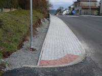 143-131124-chodník1