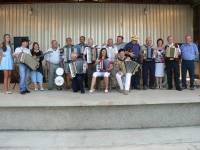 Celkové foto harmonikářů