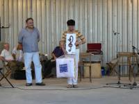 Síň slávy 2015 - Anna přebírá dárky